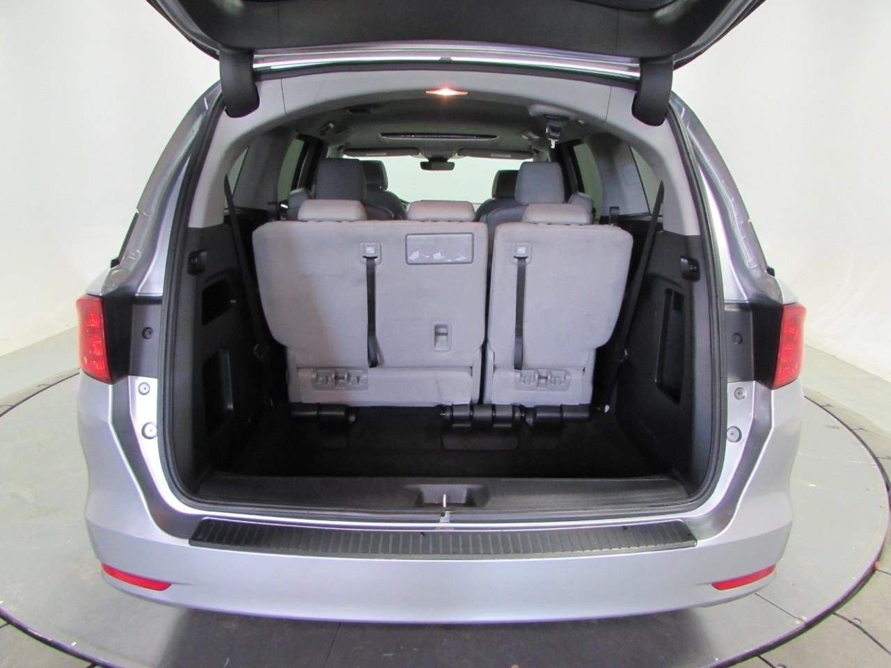 Used 2024 Honda Odyssey EX-L image 11