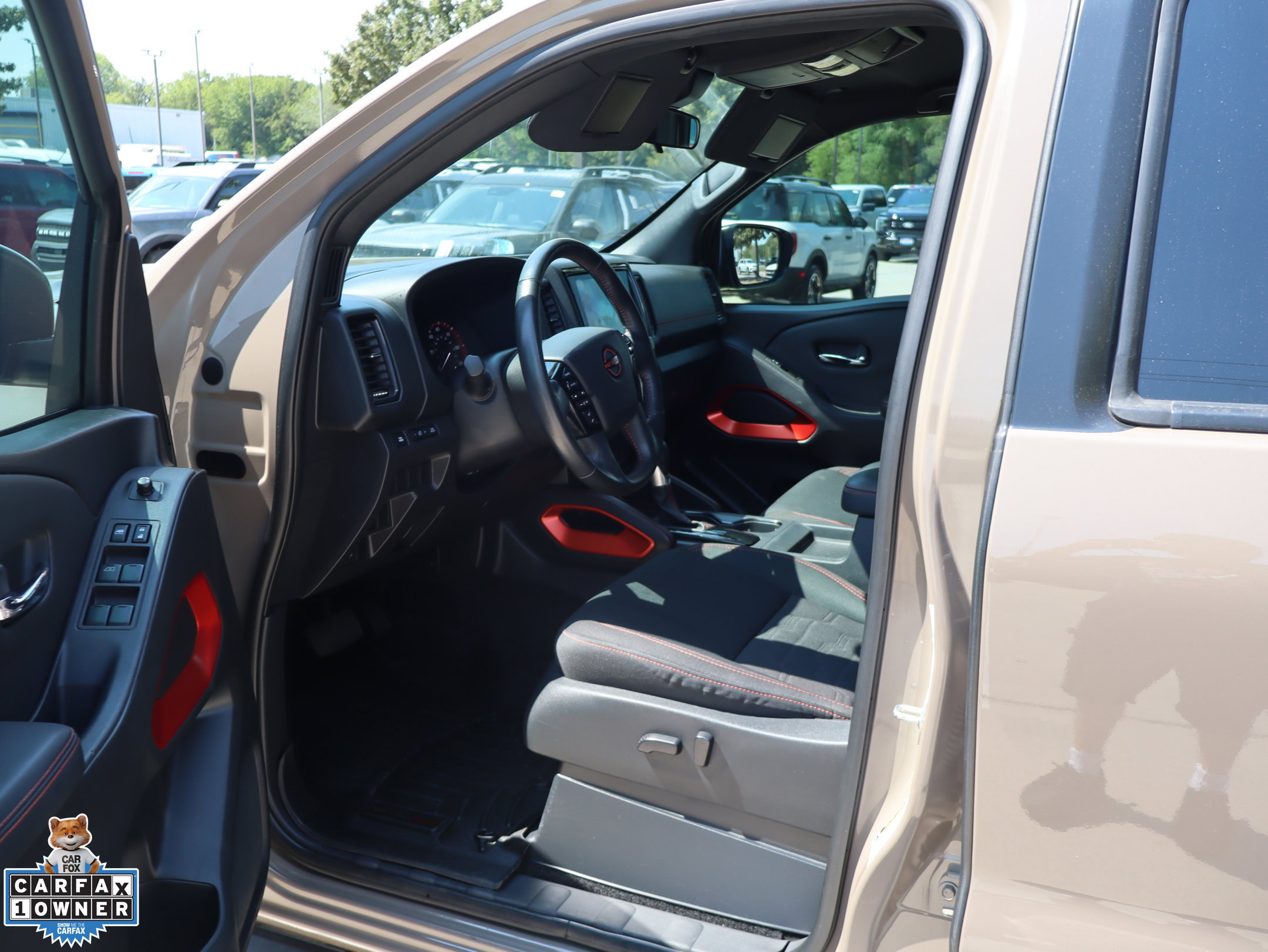 Used 2022 Nissan Frontier Pro-X RWD image 25