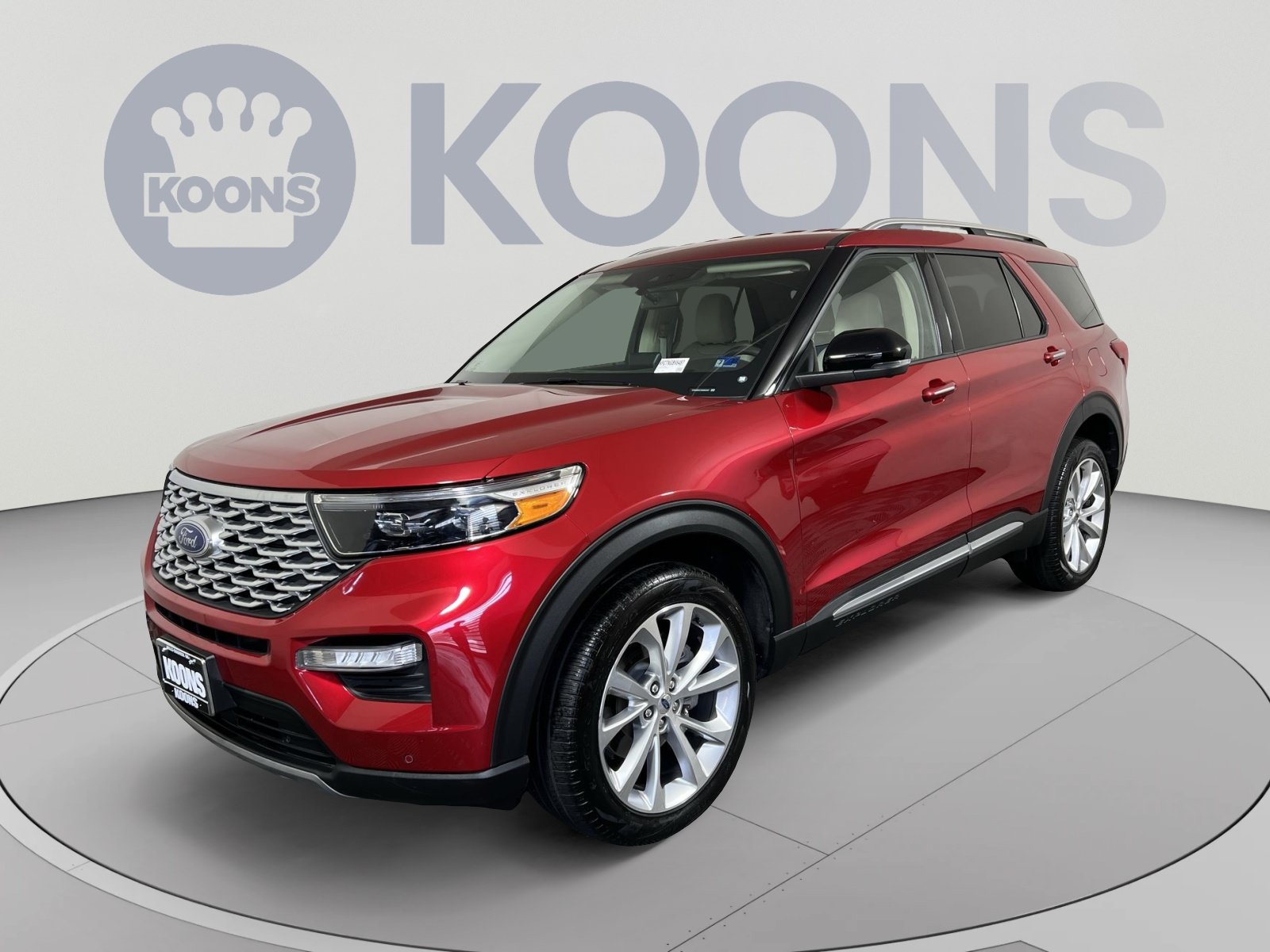 Certified 2022 Ford Explorer Platinum w/ Equipment Group 601A AWD/4WD image 1