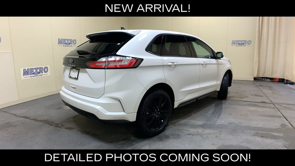 Certified 2024 Ford Edge ST-Line AWD/4WD image 3