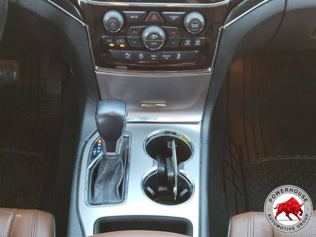 Used 2020 Jeep Grand Cherokee Overland RWD image 24