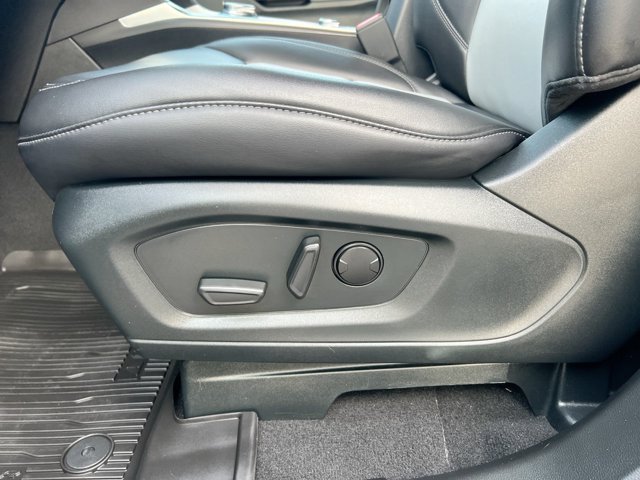 Certified 2024 Ford Explorer XLT w/ Equipment Group 202A AWD/4WD image 13