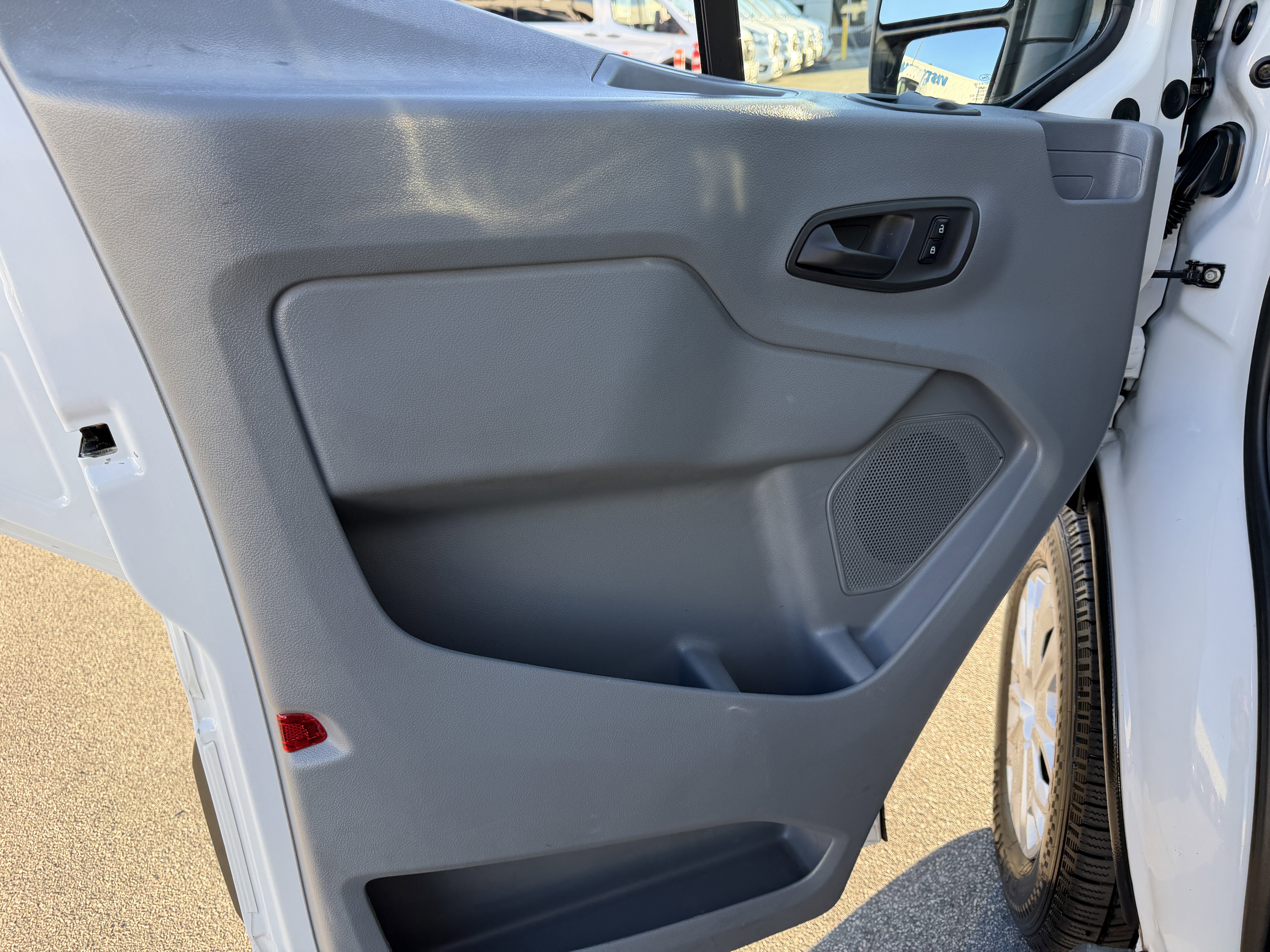 Certified 2019 Ford Transit 250 130 Low Roof w/ Exterior Upgrade Package image 13