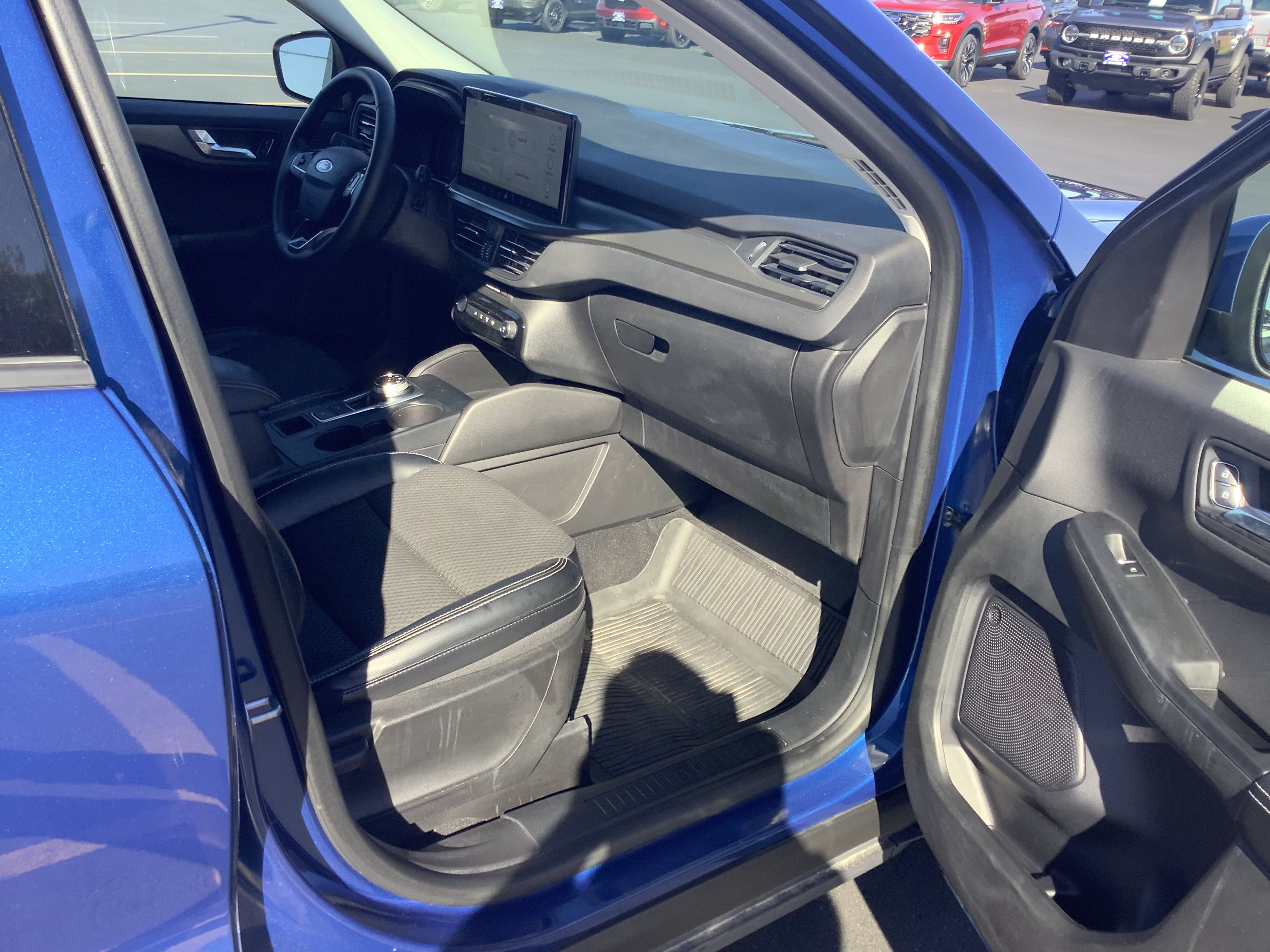 Certified 2023 Ford Escape SE FWD image 13