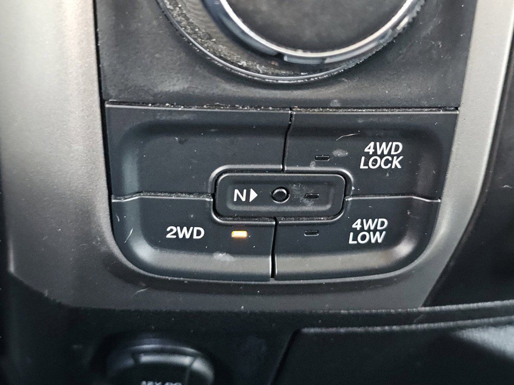 Used 2019 RAM 1500 Classic Warlock AWD/4WD image 9