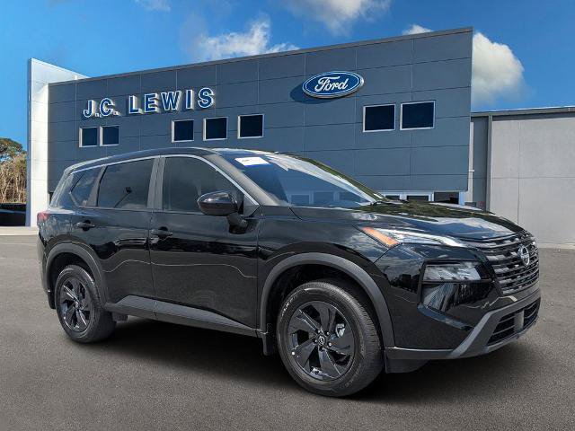 Used 2026 Nissan Rogue SV w/ Cold Weather Package FWD 360° Tour