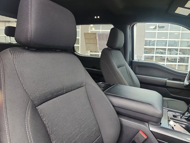 Certified 2022 Ford F150 XLT w/ Equipment Group 302A High image 31