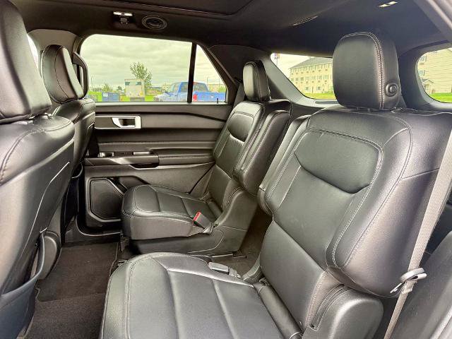 Certified 2020 Ford Explorer XLT w/ Equipment Group 202A AWD/4WD image 12