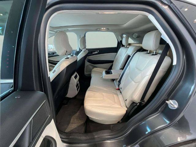 Certified 2019 Ford Edge Titanium w/ Cold Weather Package AWD/4WD image 19