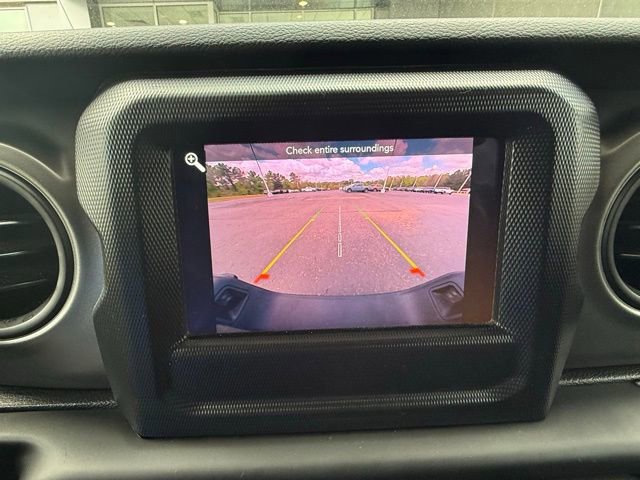 Used 2023 Jeep Gladiator Willys image 25