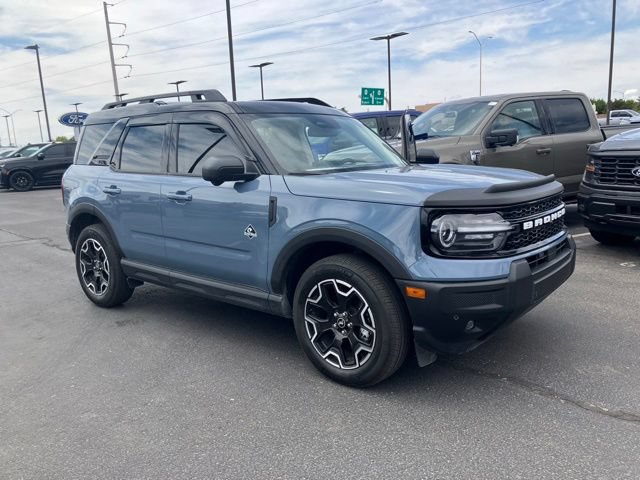 Certified 2025 Ford Bronco Sport Outer Banks w/ Outer Banks Tech Package+ AWD/4WD image 1