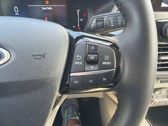 Certified 2023 Ford Escape Active AWD/4WD image 22