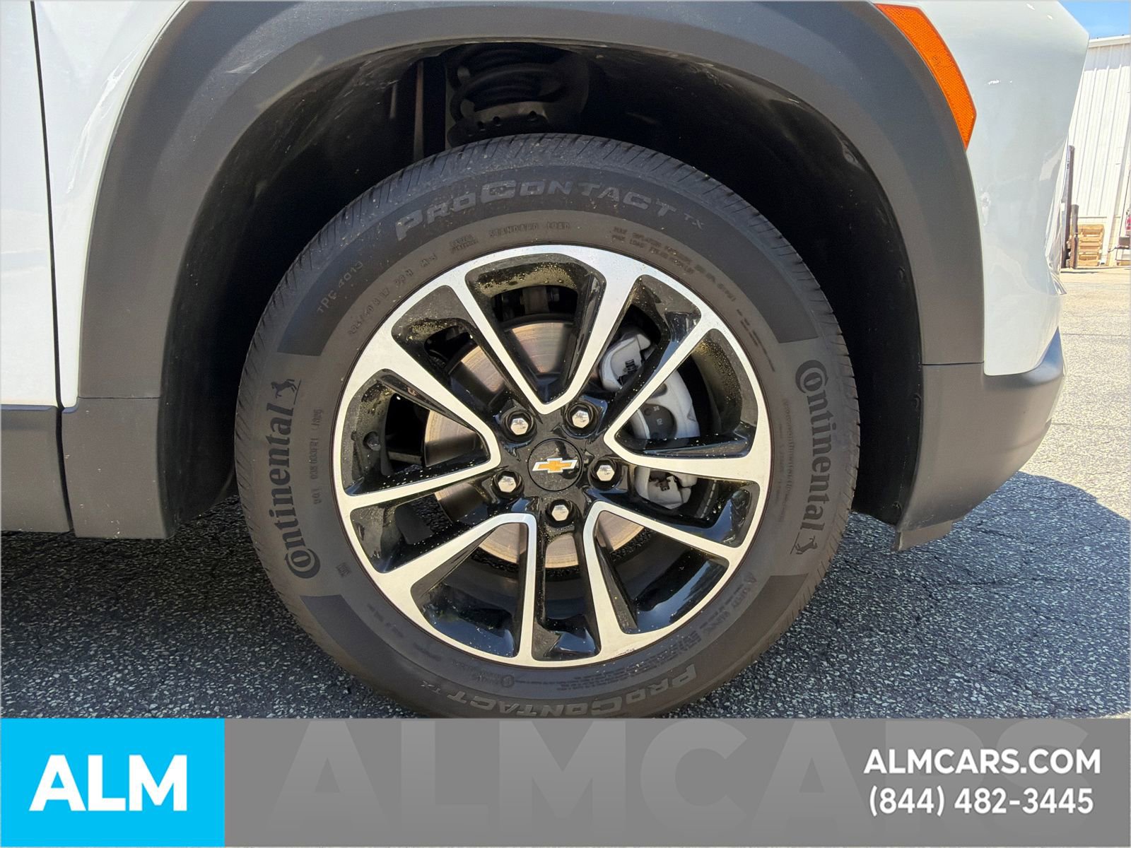 Used 2026 Chevrolet TrailBlazer LT w/ LT Cold Weather Package FWD image 14