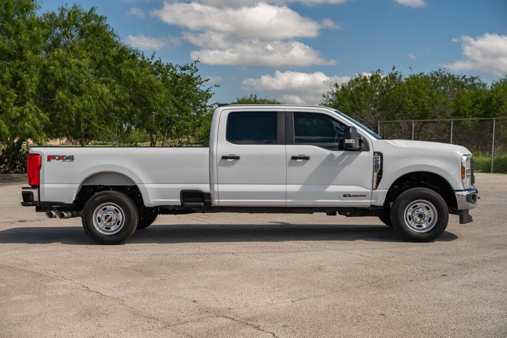 Certified 2025 Ford F250 XL AWD/4WD image 10