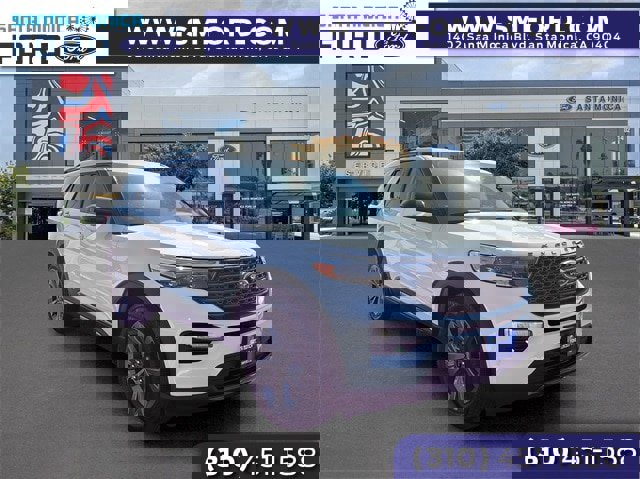 Certified 2022 Ford Explorer XLT w/ Equipment Group 202A