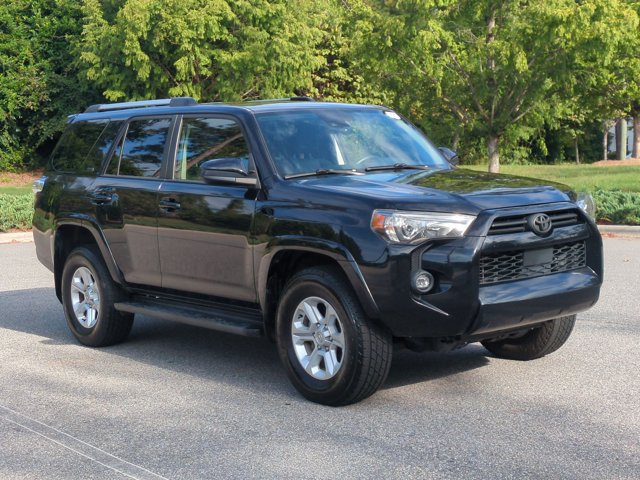 Used 2022 Toyota 4Runner SR5 AWD/4WD image 1
