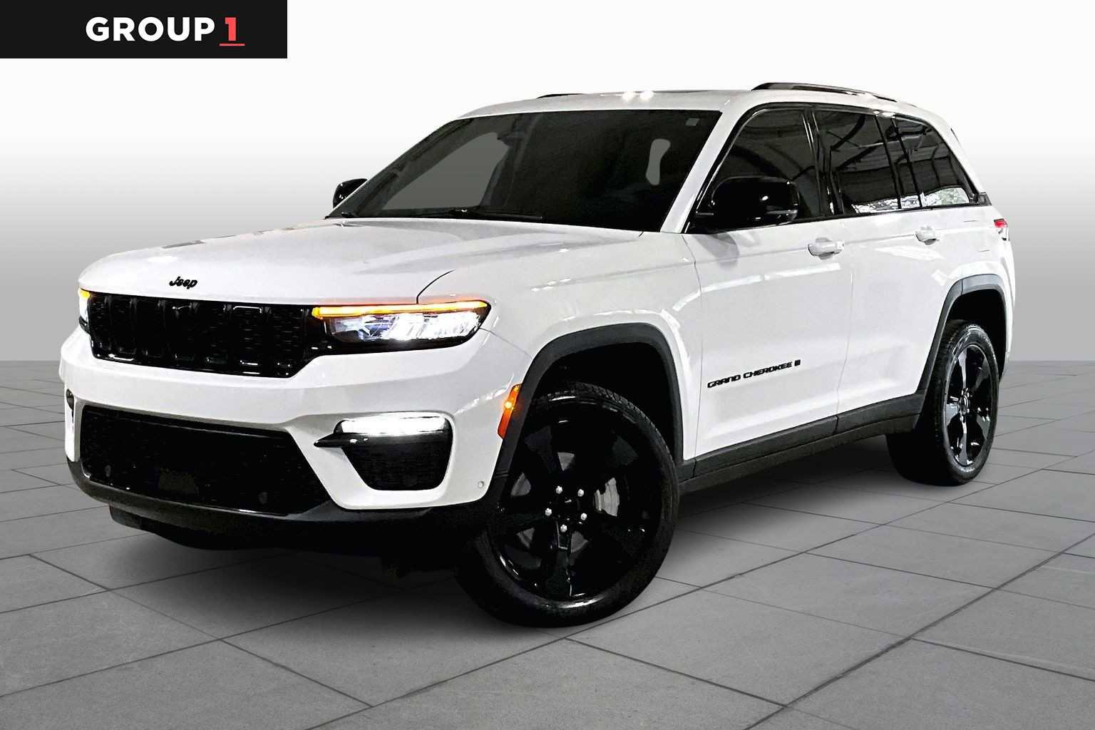 Used 2023 Jeep Grand Cherokee Limited w/ Luxury Tech Group II image 1