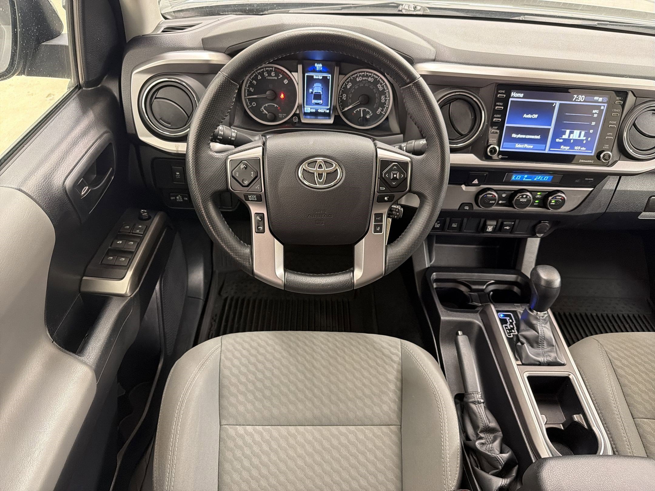 Used 2022 Toyota Tacoma SR5 w/ Technology Package RWD image 25