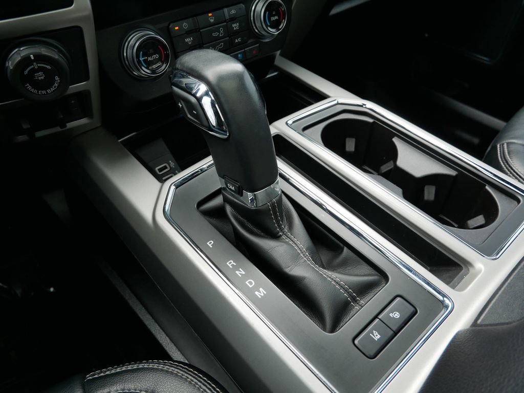 Certified 2019 Ford F150 Lariat w/ Equipment Group 502A Luxury image 25