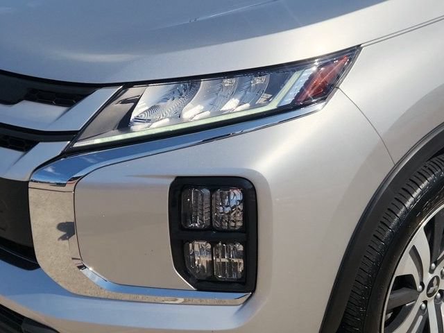 Used 2025 Mitsubishi Outlander Sport ES AWD/4WD image 9