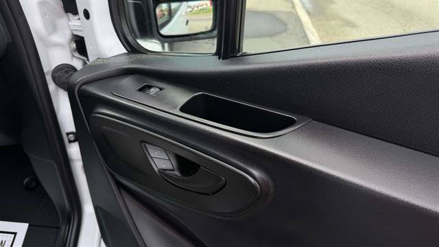 Used 2023 Mercedes-Benz Sprinter 2500 image 20