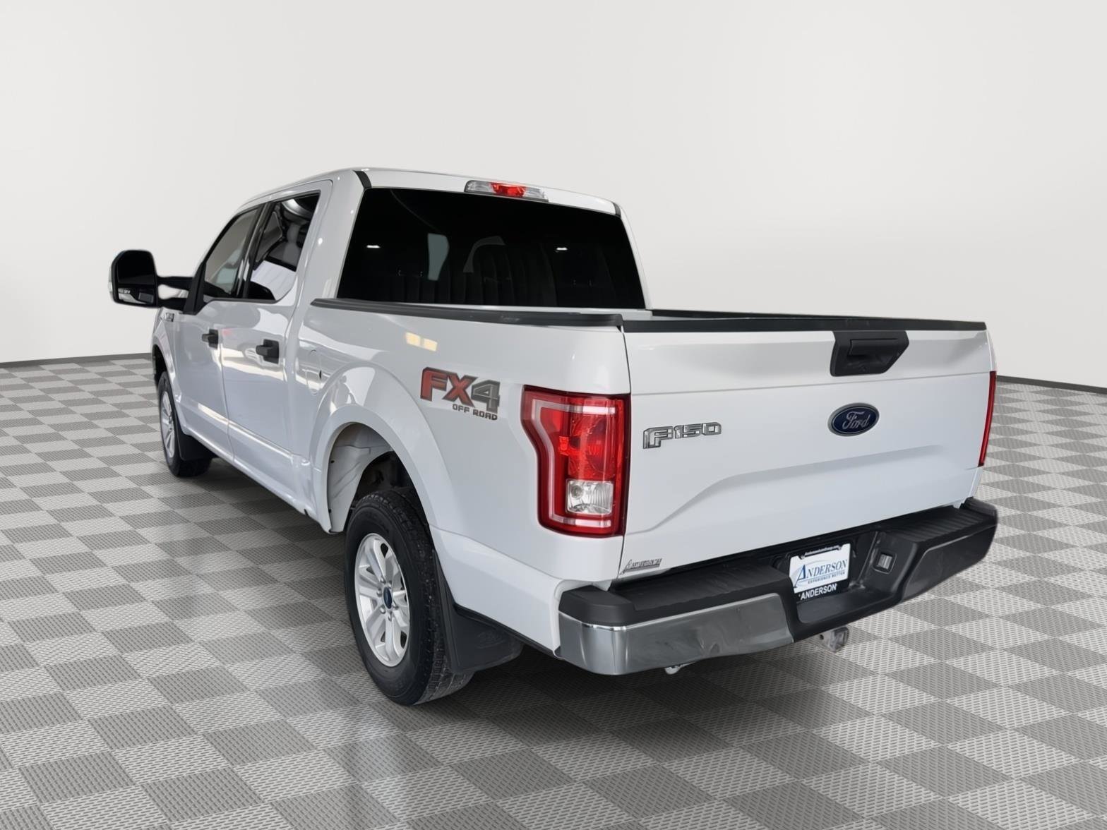 Certified 2017 Ford F150 XLT w/ Trailer Tow Package AWD/4WD image 9