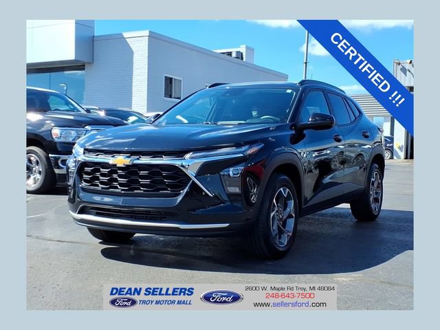 Used 2024 Chevrolet Trax LT w/ Driver Confidence Package FWD image 1