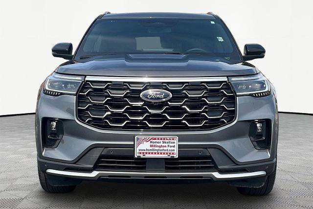 Certified 2025 Ford Explorer Platinum w/ Ultimate Package RWD image 3