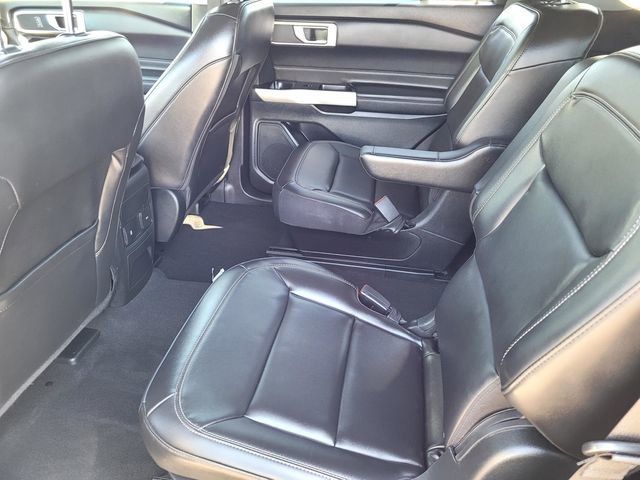 Certified 2023 Ford Explorer XLT w/ Equipment Group 202A RWD image 12