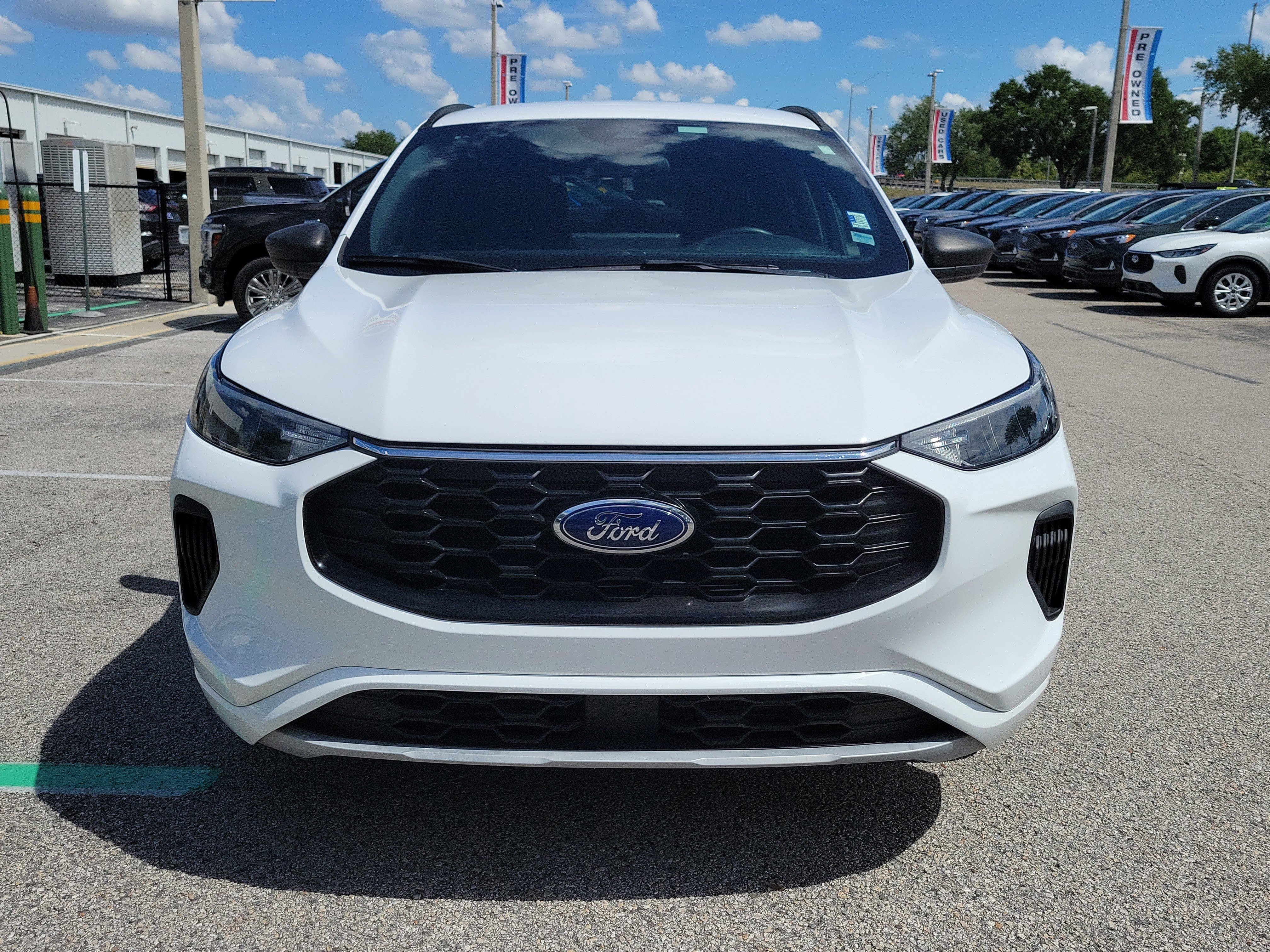 Certified 2023 Ford Escape ST-Line w/ Tech Pack #1 FWD image 5