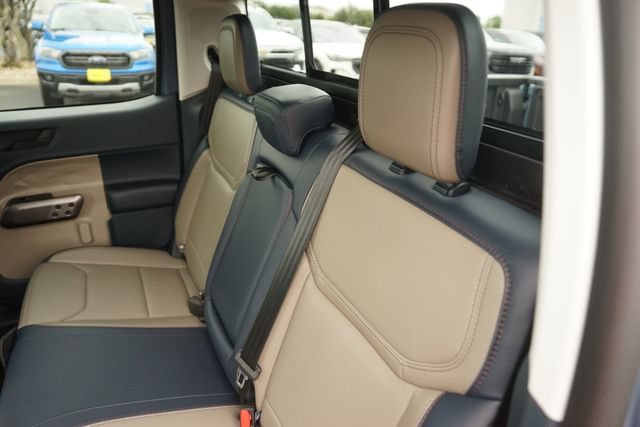 Certified 2025 Ford Maverick Lariat w/ 4K Tow Package AWD/4WD image 14
