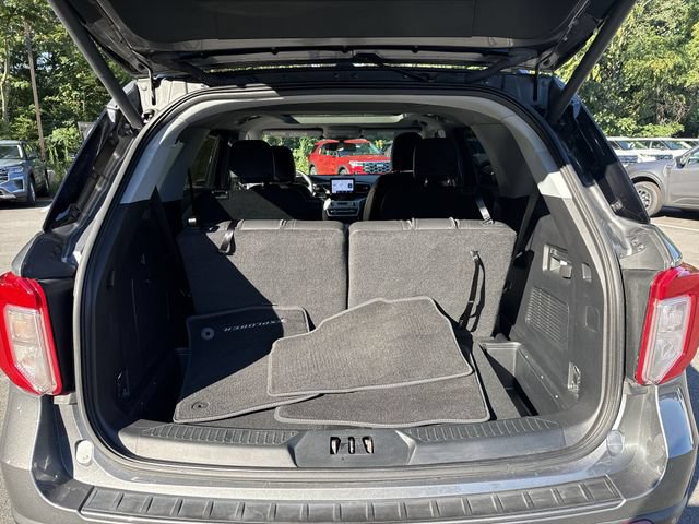 Certified 2023 Ford Explorer XLT w/ Equipment Group 202A AWD/4WD image 25