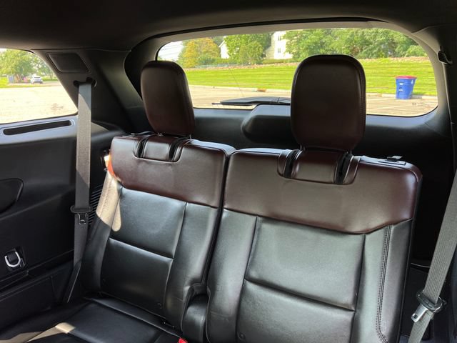 Certified 2023 Ford Explorer Platinum w/ Technology Package AWD/4WD image 25
