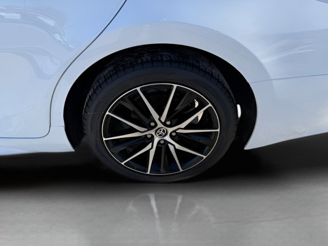 Used 2023 Toyota Camry SE FWD image 19
