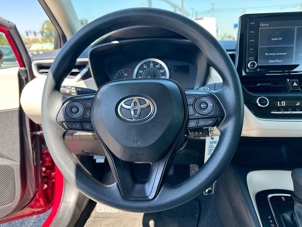 Used 2022 Toyota Corolla LE image 18