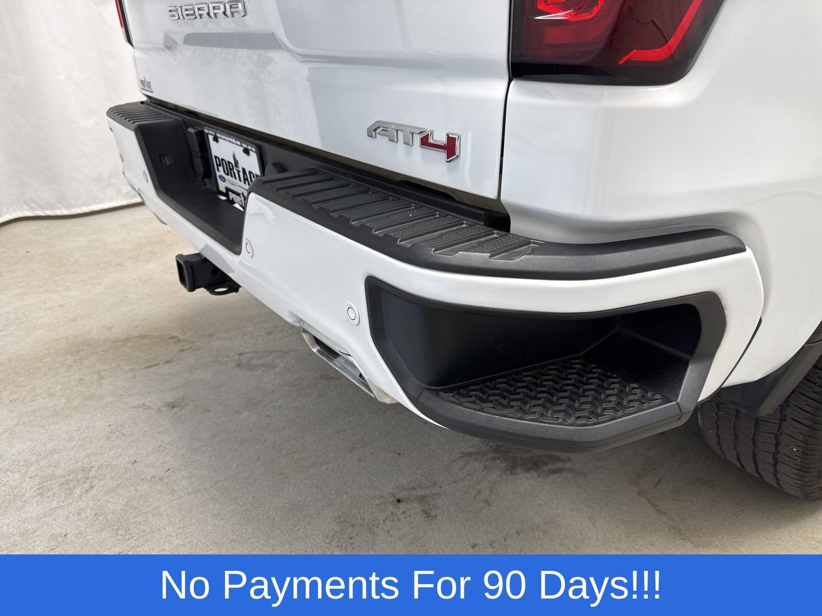 Used 2022 GMC Sierra 1500 AT4 w/ Technology Package AWD/4WD image 48