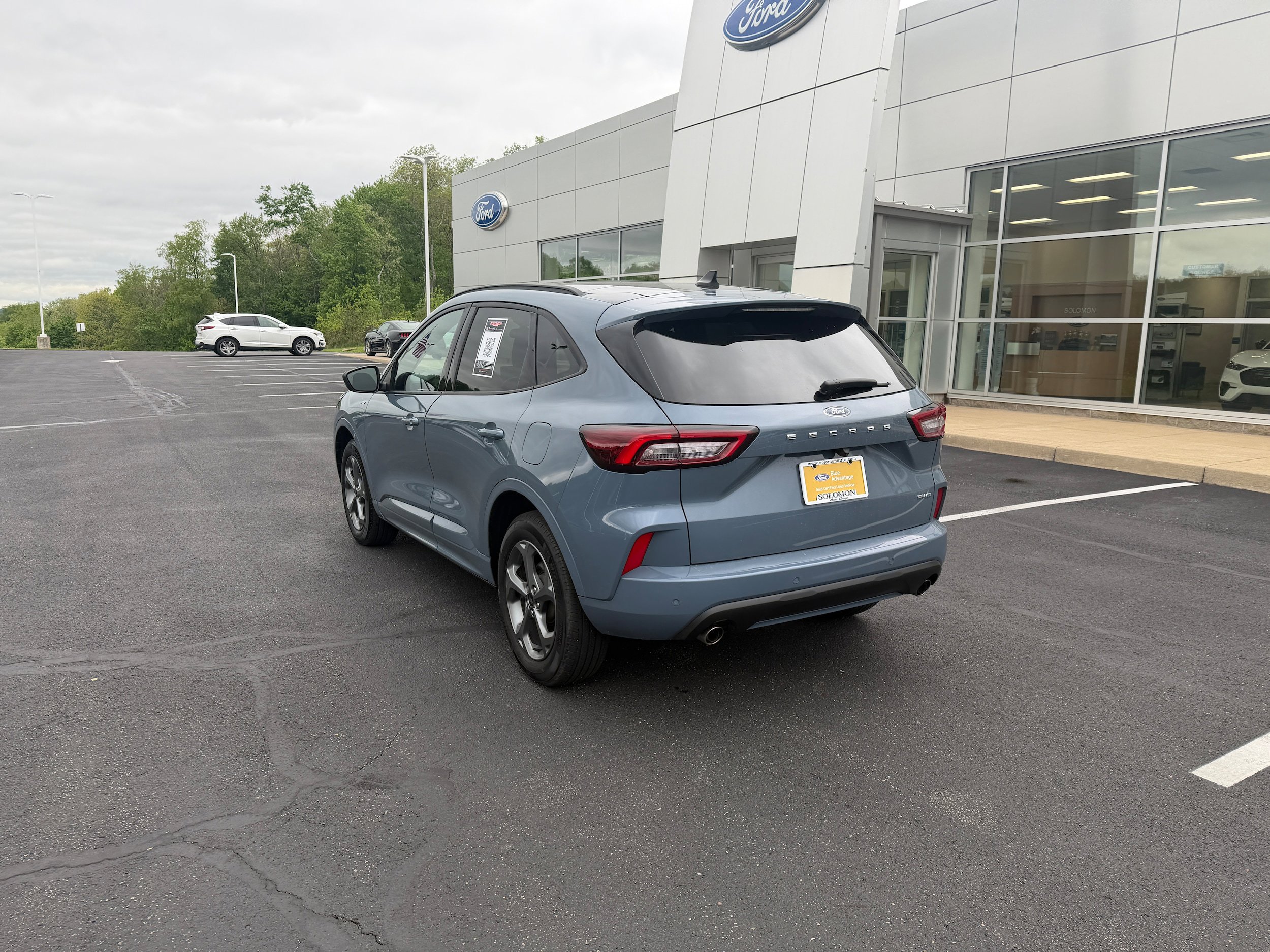 Certified 2024 Ford Escape ST-Line w/ Tech Pack #1 AWD/4WD image 7