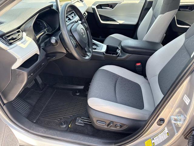 Used 2025 Toyota RAV4 XLE w/ Convenience Package AWD/4WD image 14