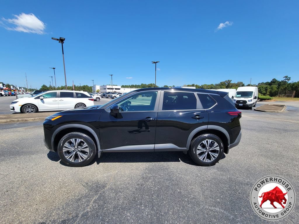 Used 2023 Nissan Rogue SV FWD image 3