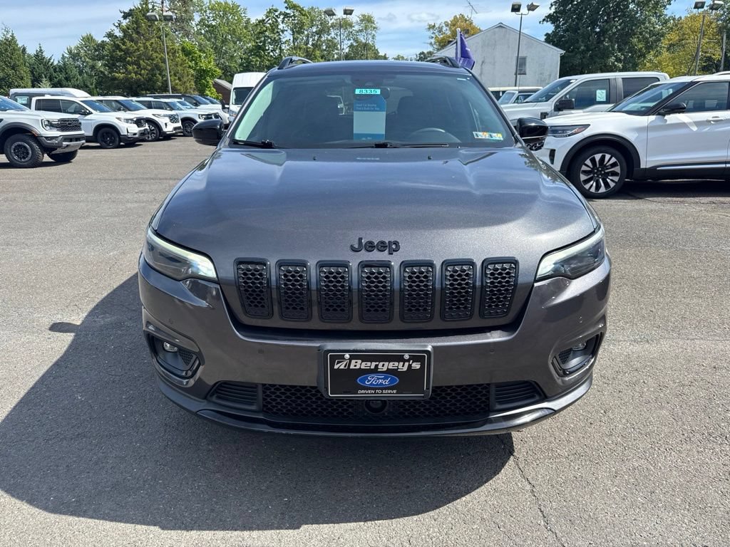 Used 2023 Jeep Cherokee Altitude Lux w/ Mopar Interior Package AWD/4WD image 2