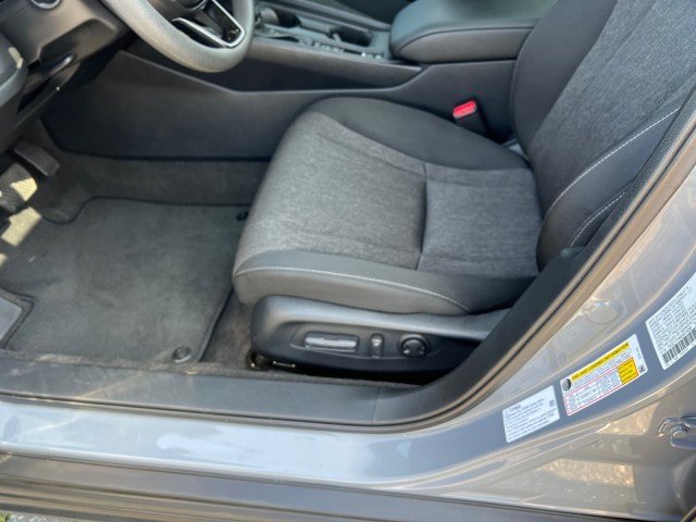 Used 2025 Honda Accord SE image 11