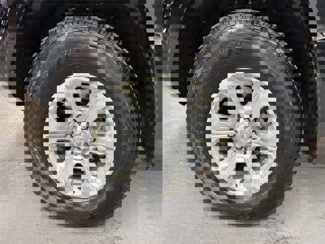 Used 2024 Toyota 4Runner SR5 Premium image 2