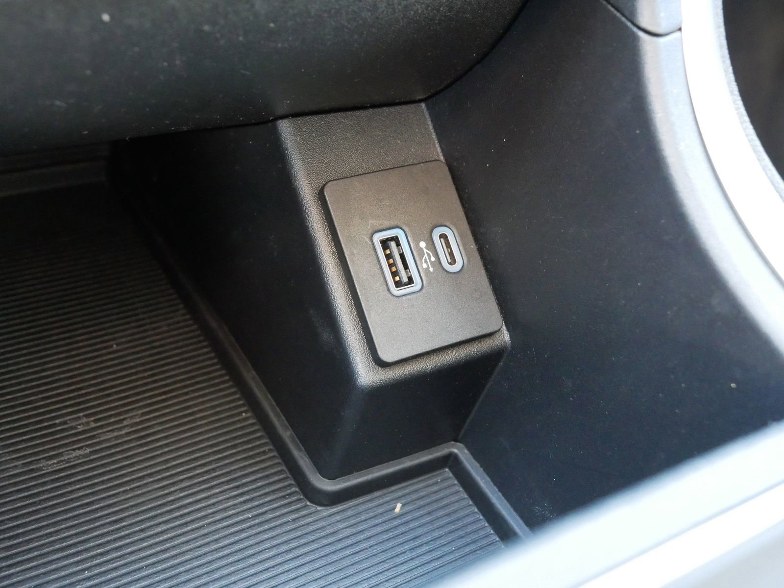 Certified 2022 Ford Edge SE AWD/4WD image 29