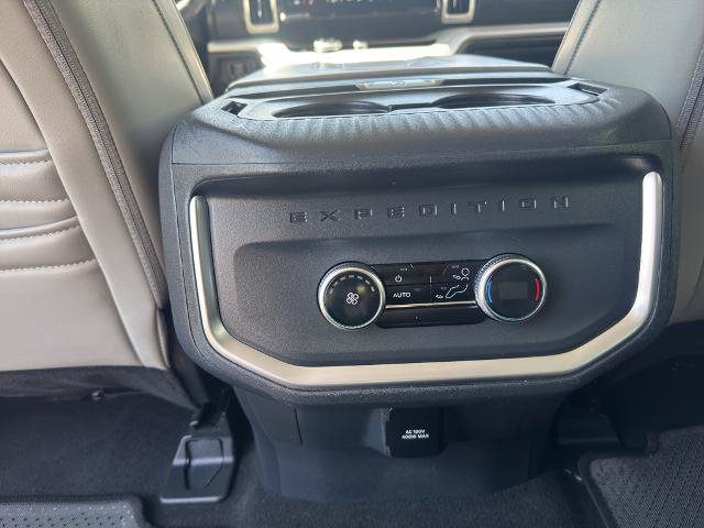Certified 2025 Ford Expedition Active AWD/4WD image 26