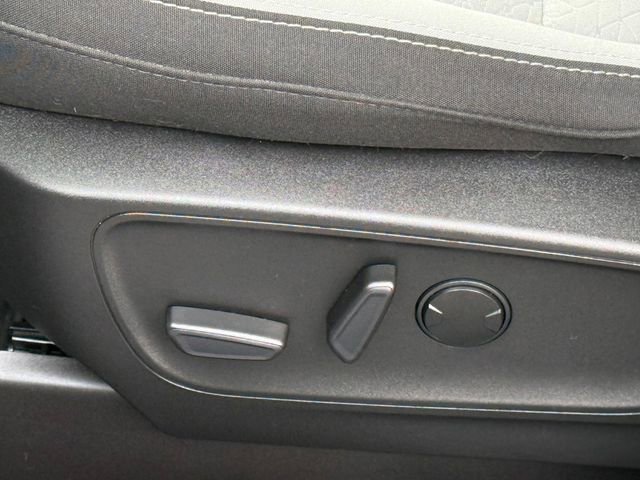 Certified 2023 Ford Escape Active AWD/4WD image 8