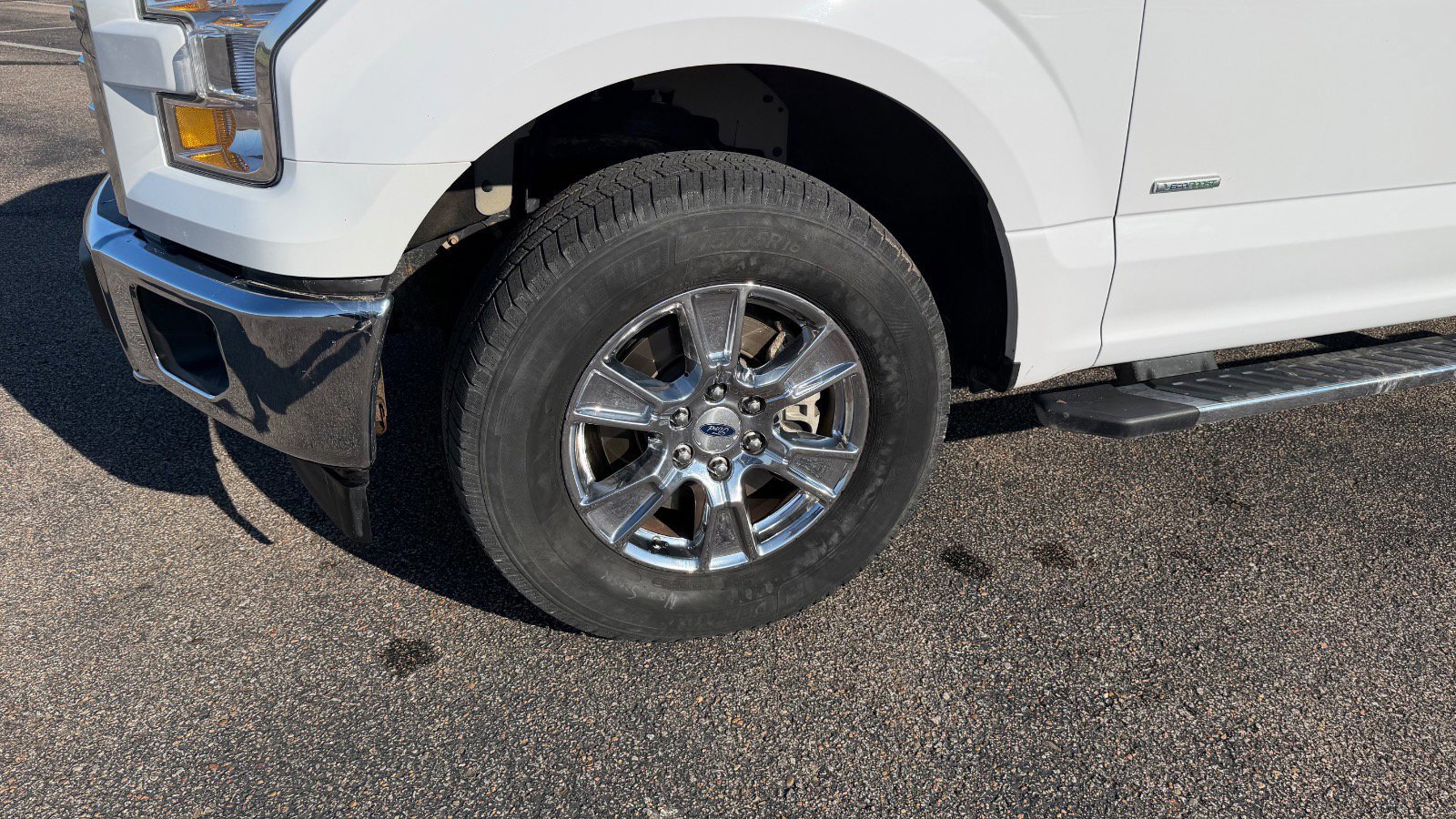 Certified 2017 Ford F150 XLT w/ Equipment Group 302A Luxury image 12