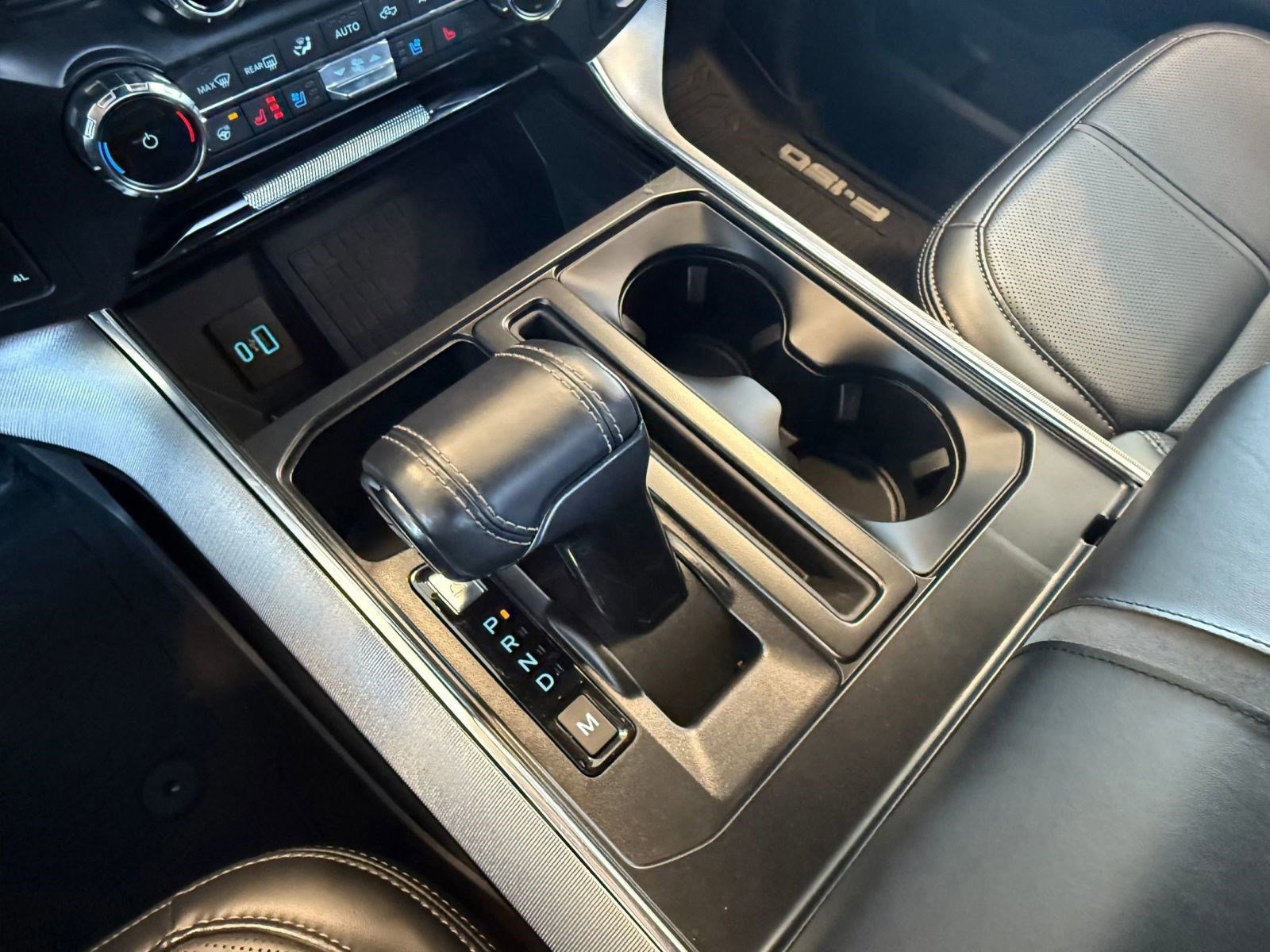 Certified 2022 Ford F150 Platinum w/ Equipment Group 701A High image 33