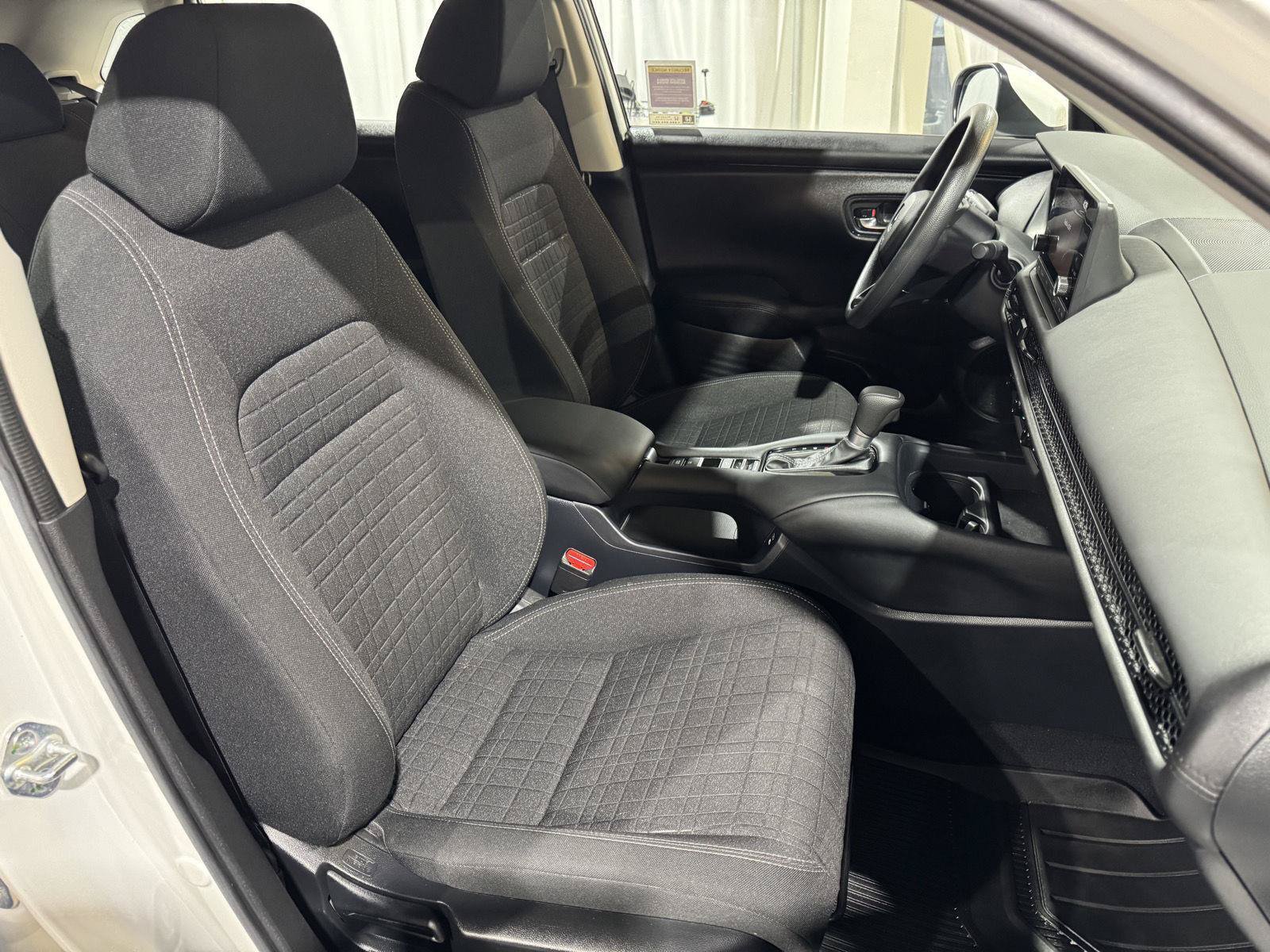 Used 2024 Honda HR-V LX image 24
