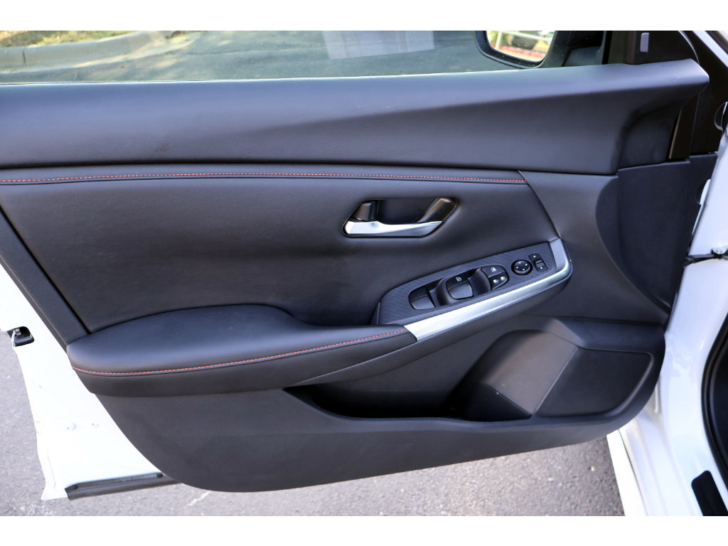 Used 2024 Nissan Sentra SR FWD image 21