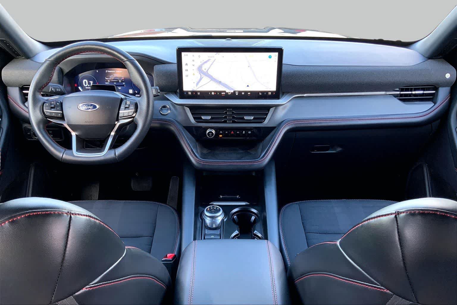 Certified 2025 Ford Explorer ST-Line w/ ST-Line Street Pack AWD/4WD image 16